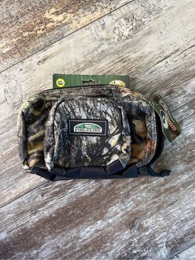 2 for $30 sale: Fieldline Mossy Oak Camo Waist Bag Fanny Pack accessory holder